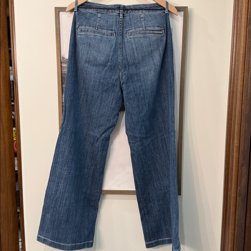 White House Black Market Extra High-Rise Curvey Wide Leg Everyday SOFT Jeans 👖 - Picture 2 of 9